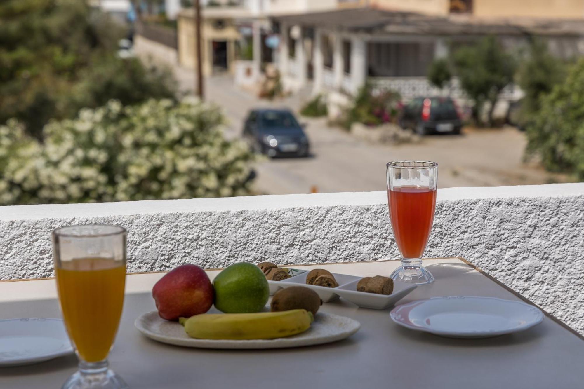Pergola Hotell Pollonia Eksteriør bilde